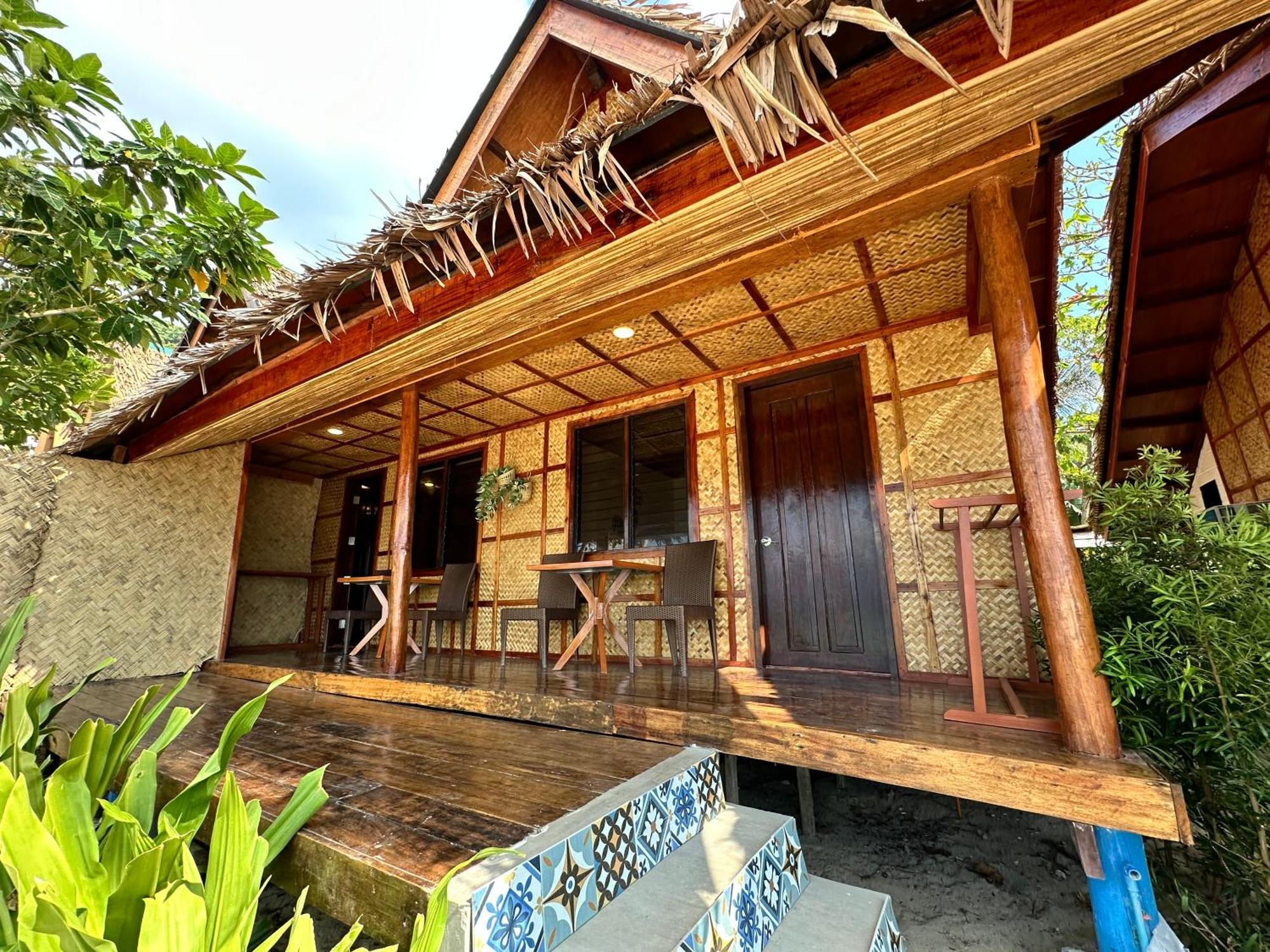 Beach Huts Ел Нидо Екстериор снимка